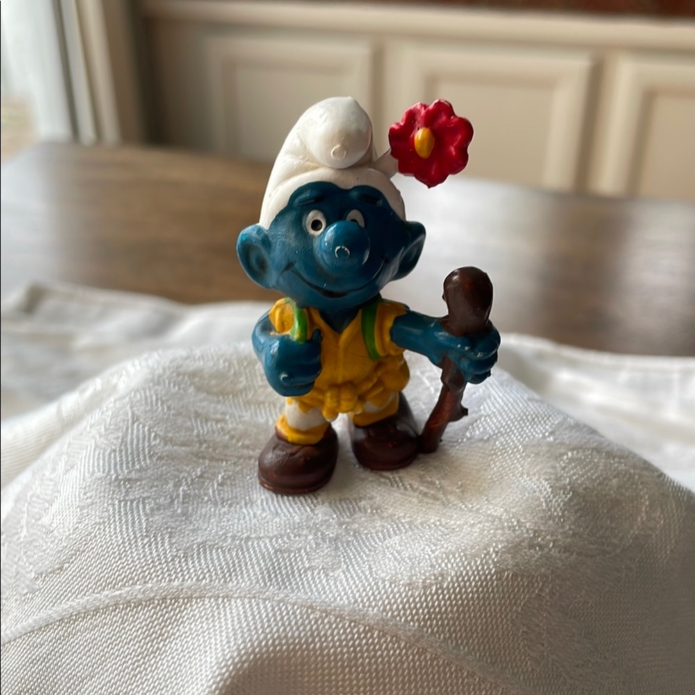 Vintage HikerSmurf Figurine